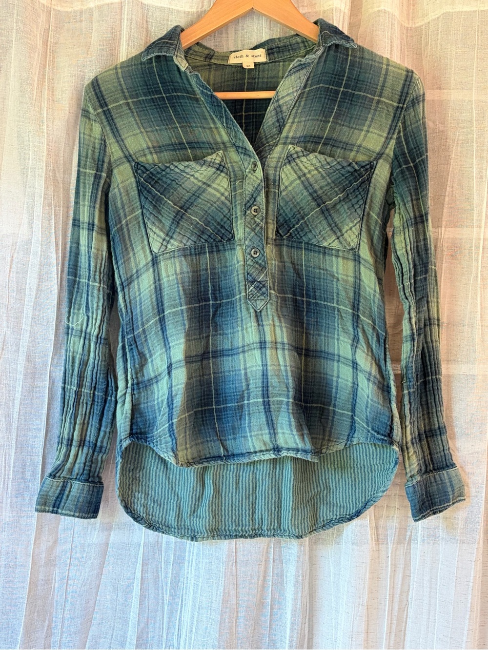 Cloth & Stone Blue Green Plaid Button-Down Henley Shirt XS-S